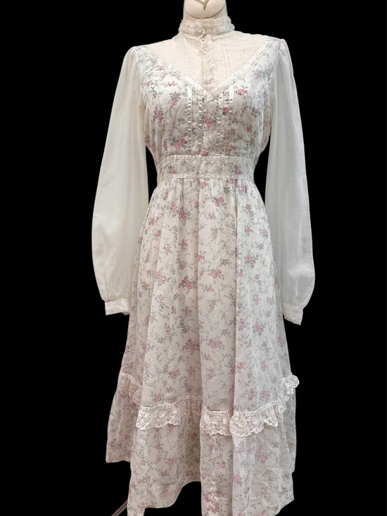 Gunne Sax Dresses & Skirts - VTG Gunne Sax Cottagecore Floral Romantic Lace Trim Prairie Sheer Sleeves Dress